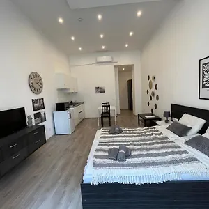 Apartman D58 Superior In The Center, Budapest